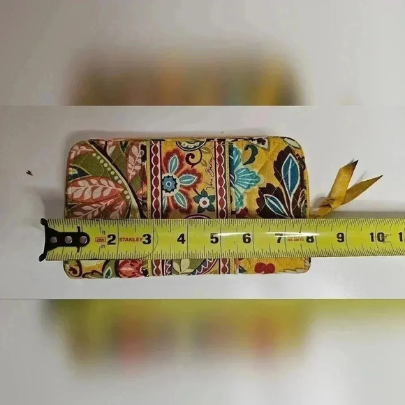 Vera Bradley Lizzy Hipster Provencal Yellow Floral Crossbody Purse and Wallet - Picture 9 of 13